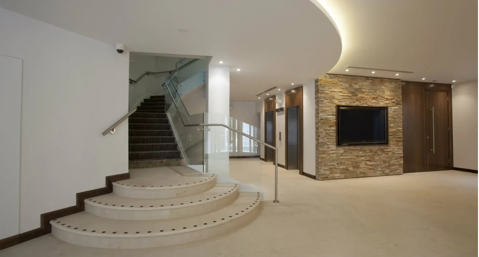 Royalty_House-107mainforwebtest-1-1